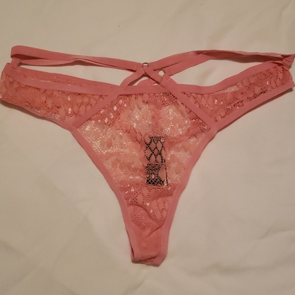 Victoria secret woman thong - Picture 5 of 10